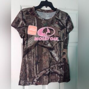 Mossy oak T-shirt NWT size M